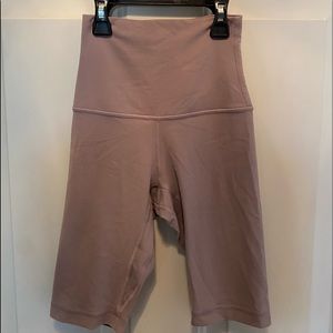 Align Biker Shorts (extra high waisted)